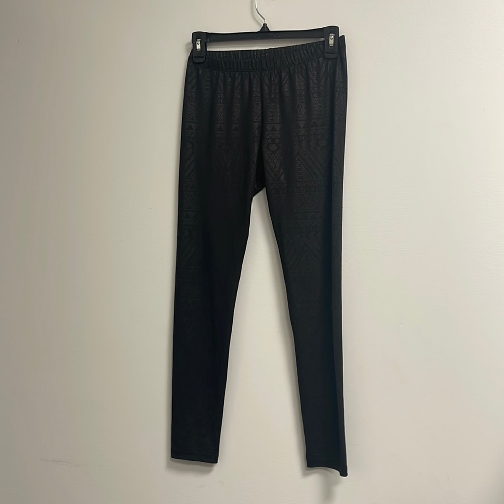 Black leggings